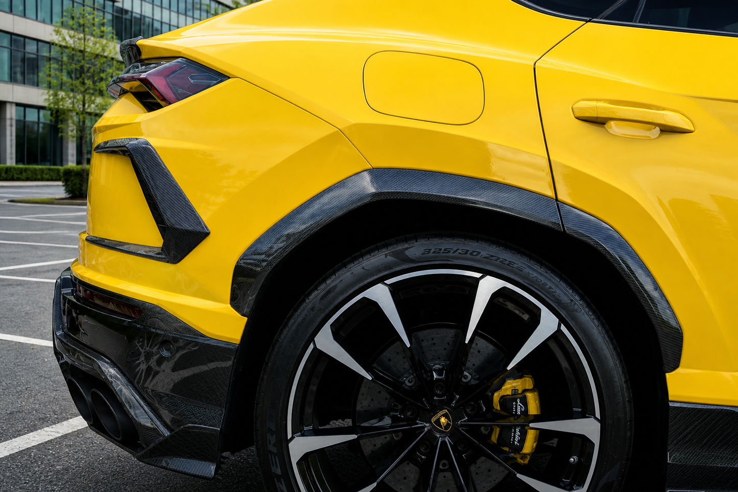 Urus Carbon Rear Vent