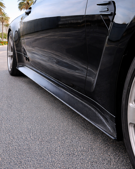 G82 Carbon Fiber Side Skirt