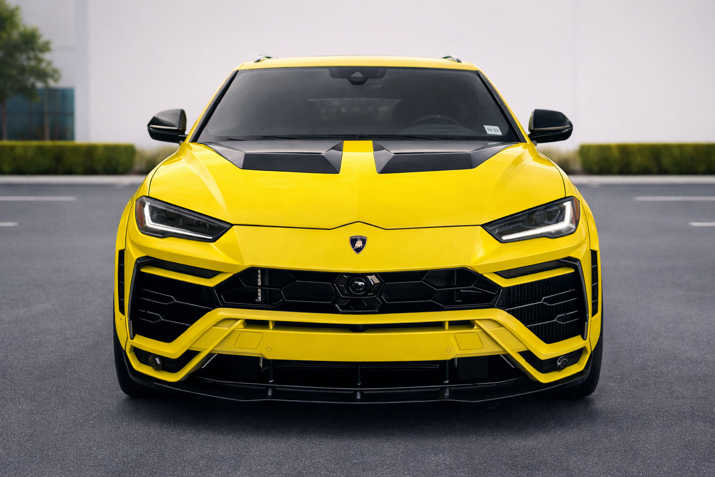 Urus Vented Carbon Fiber Hood