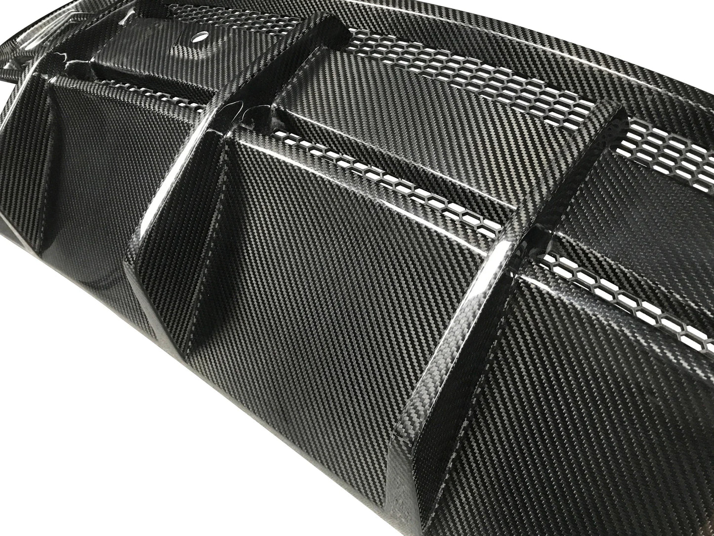 Urus Dry Carbon Rear Diffuser